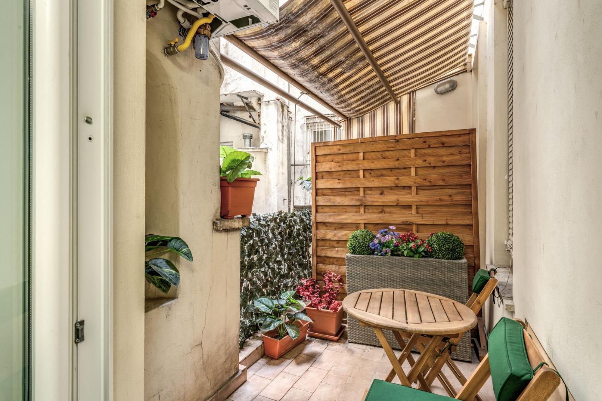 Spagna Boutique Suites Рим Экстерьер фото